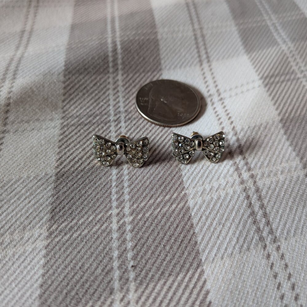 Used Bow Rhinestone Stud Earrings